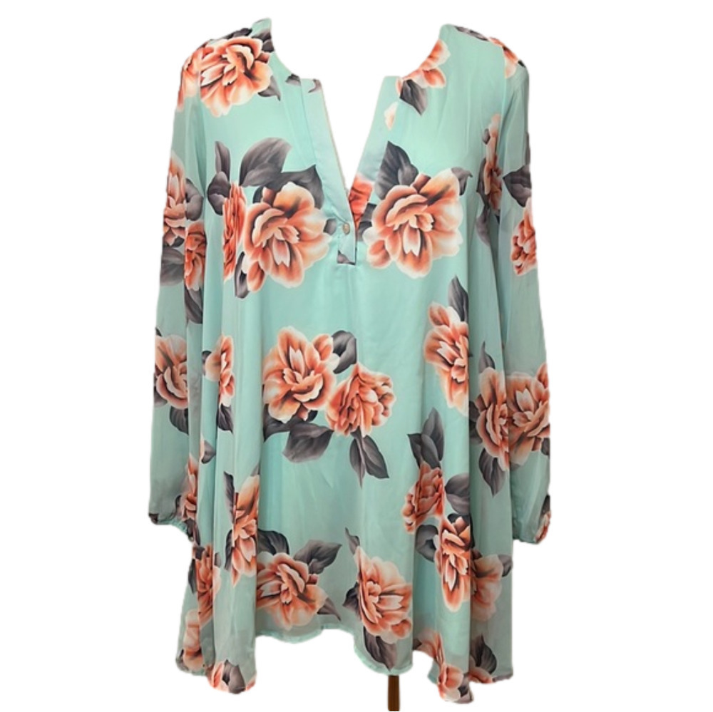 Women’s Floral Top from Honey Punch